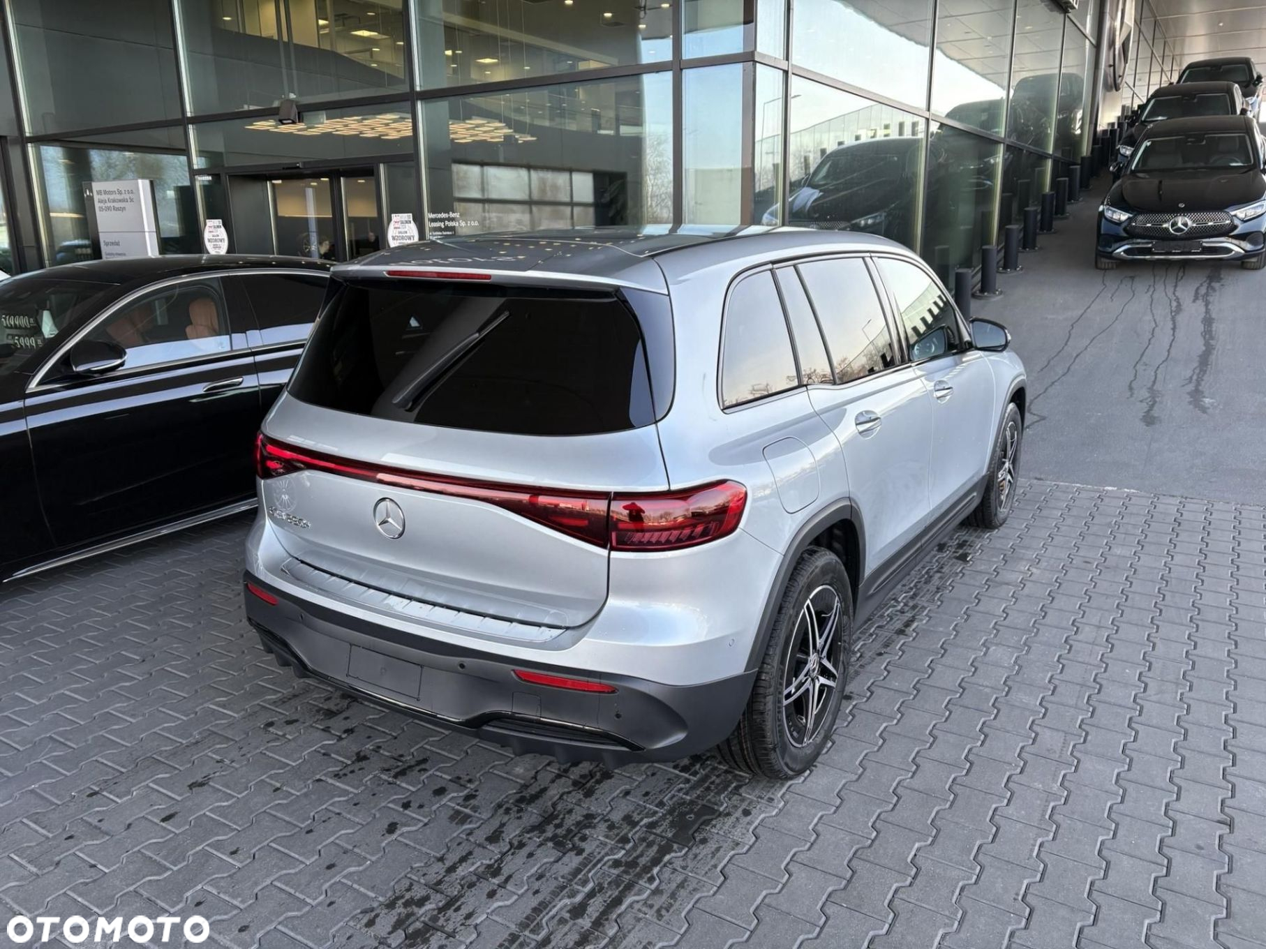 Mercedes-Benz EQB - 5