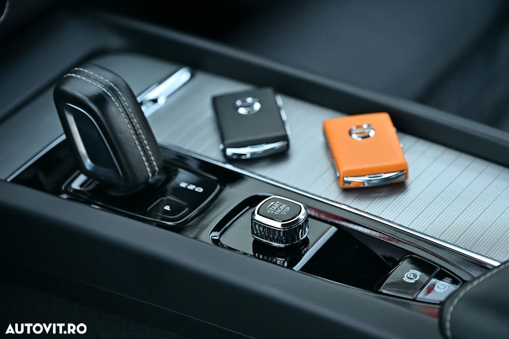 Volvo XC 60 B4 D AWD Geartronic RDesign - 27