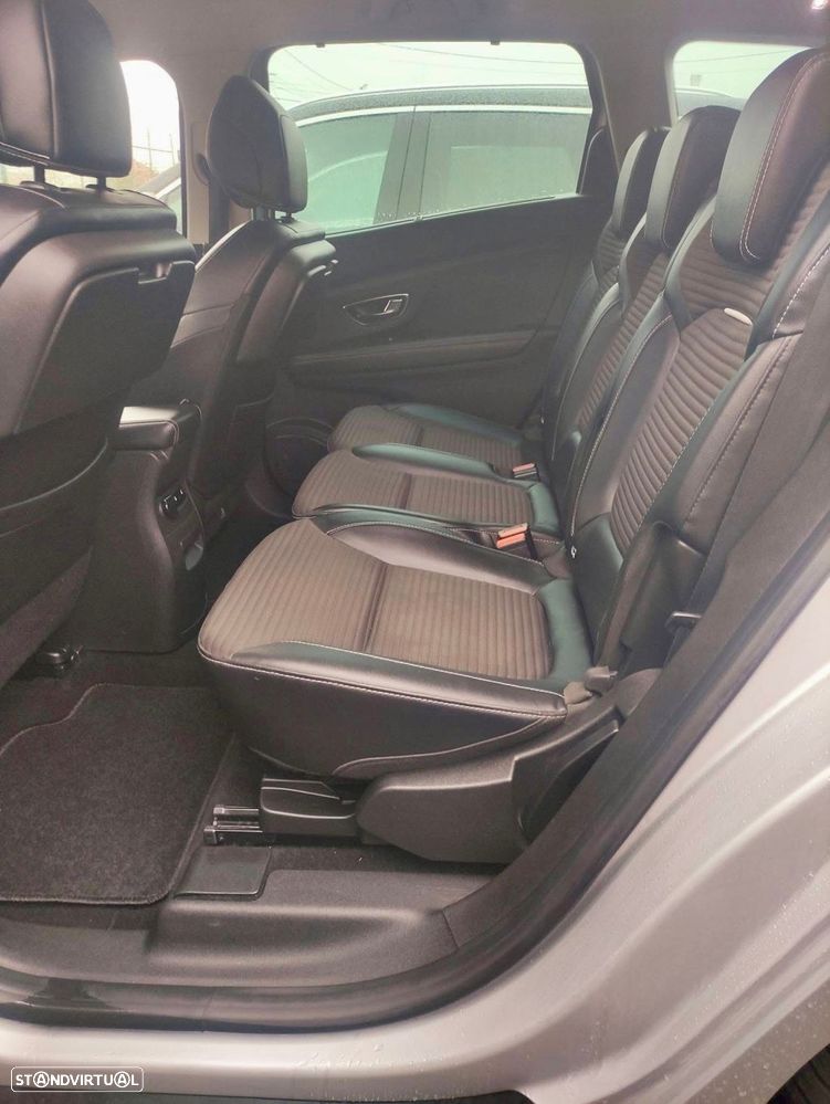 Renault Grand Scénic 1.6 dCi Bose Edition EDC SS - 6