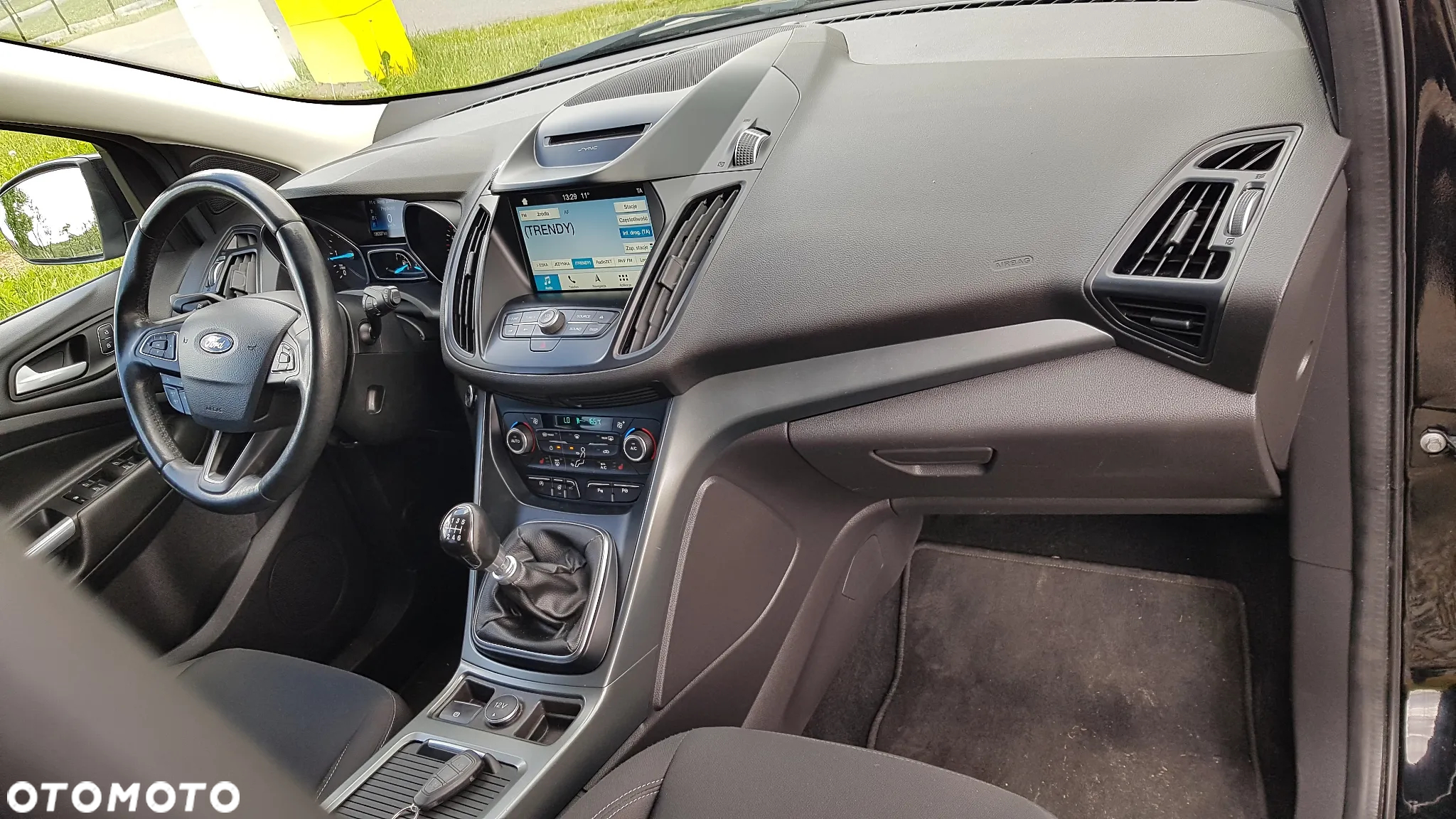 Ford Kuga 2.0 TDCi 2x4 Business Edition - 11