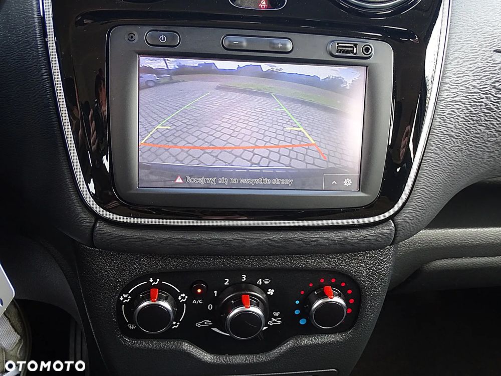 Dacia Dokker 1.6 SCe Stepway - 37