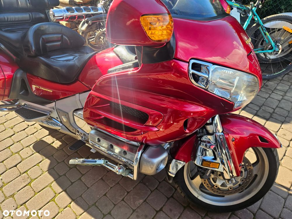 Honda GL - 27