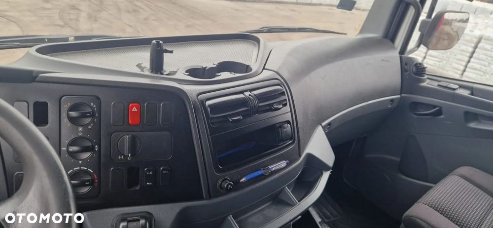 Mercedes-Benz AXOR 1829 - 15