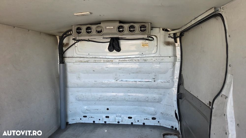 Opel Vivaro - 6