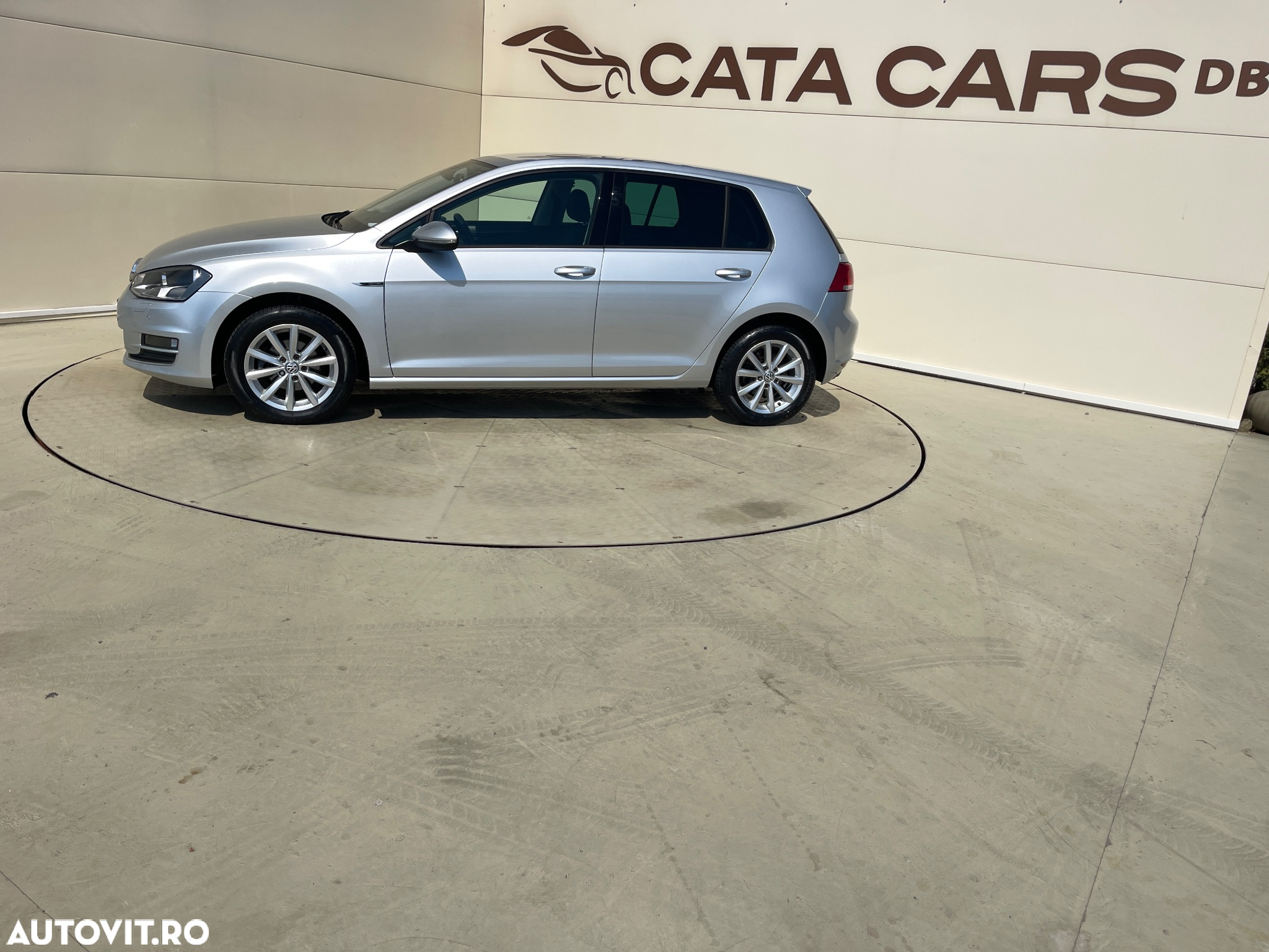 Volkswagen Golf 1.2 TSI BlueMotion Technology Lounge - 7