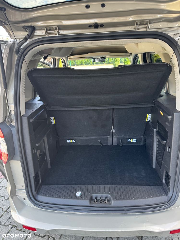 Ford Tourneo Courier 1.0 EcoBoost Titanium - 9