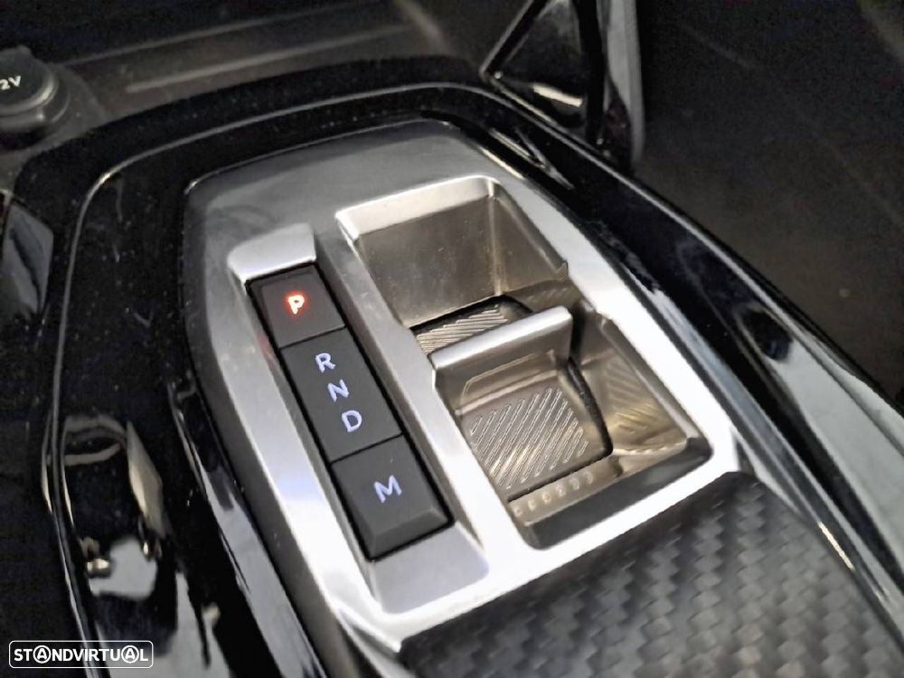 Peugeot 208 1.2 PureTech Allure EAT8 - 9