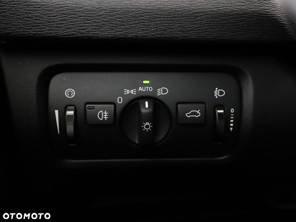 Volvo V40 Cross Country D2 - 30