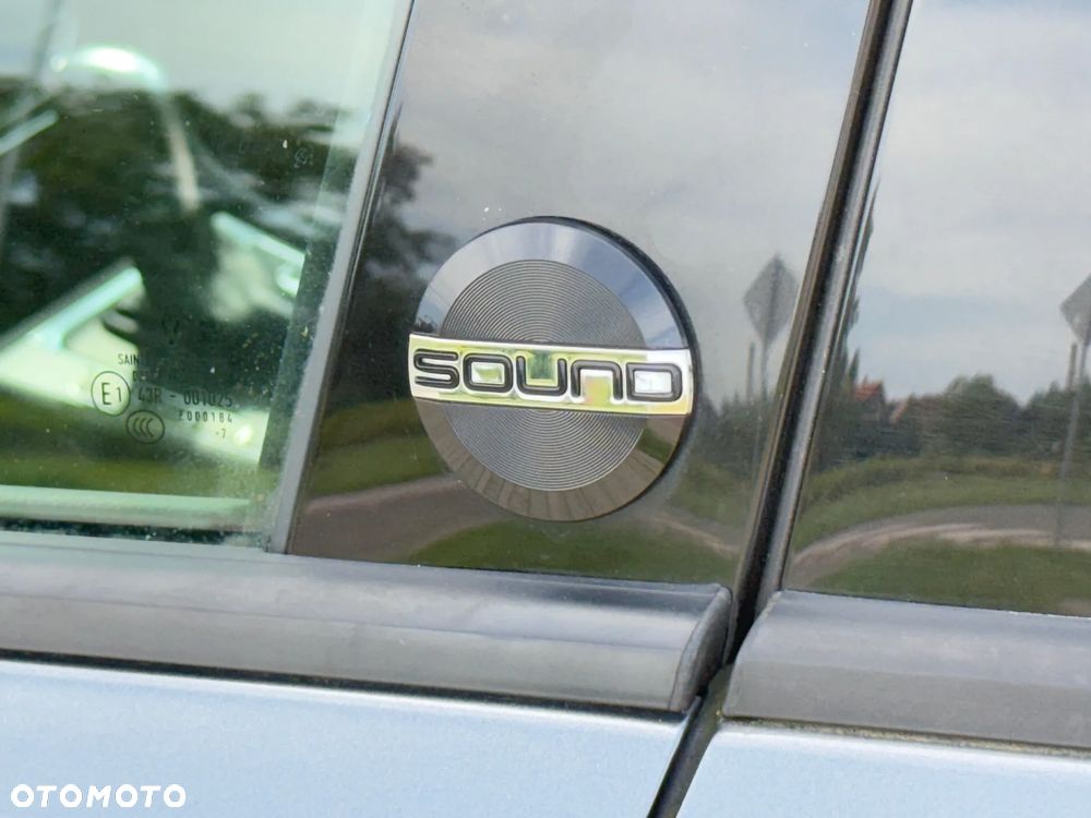 Volkswagen Golf 2.0 TDI DSG Sound - 15