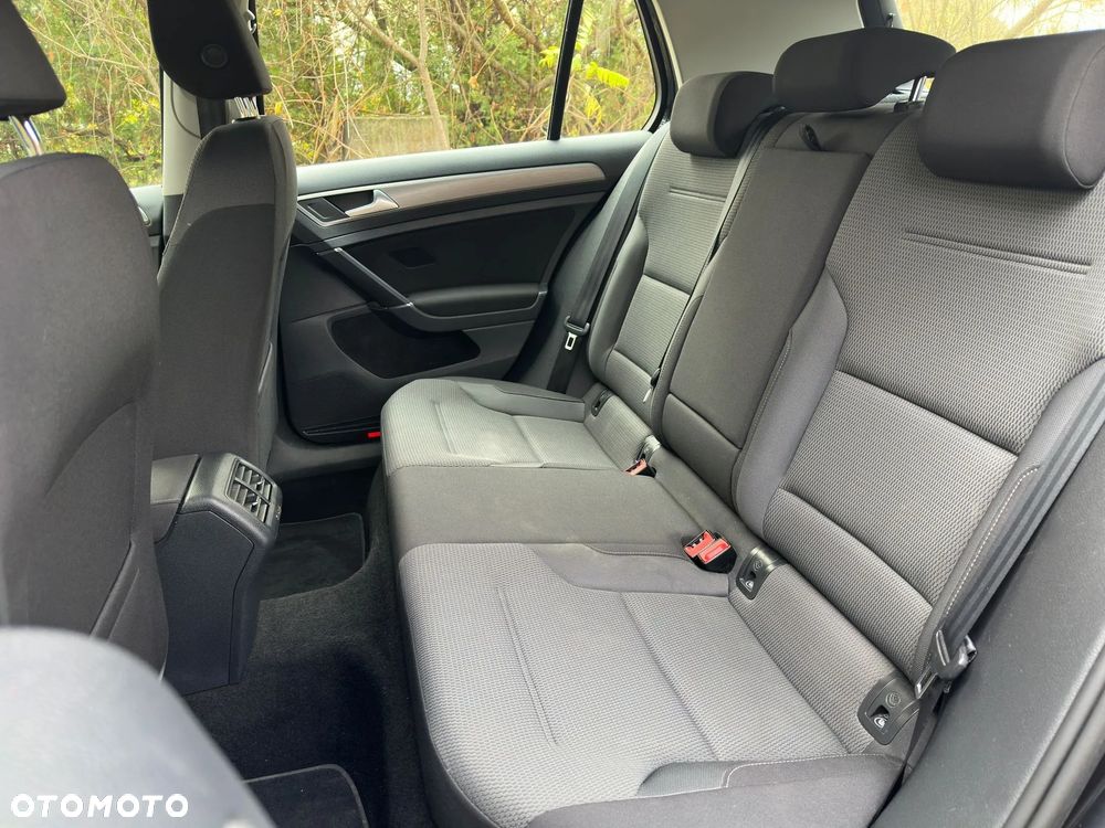 Volkswagen Golf VII 1.6 TDI BMT Comfortline - 8