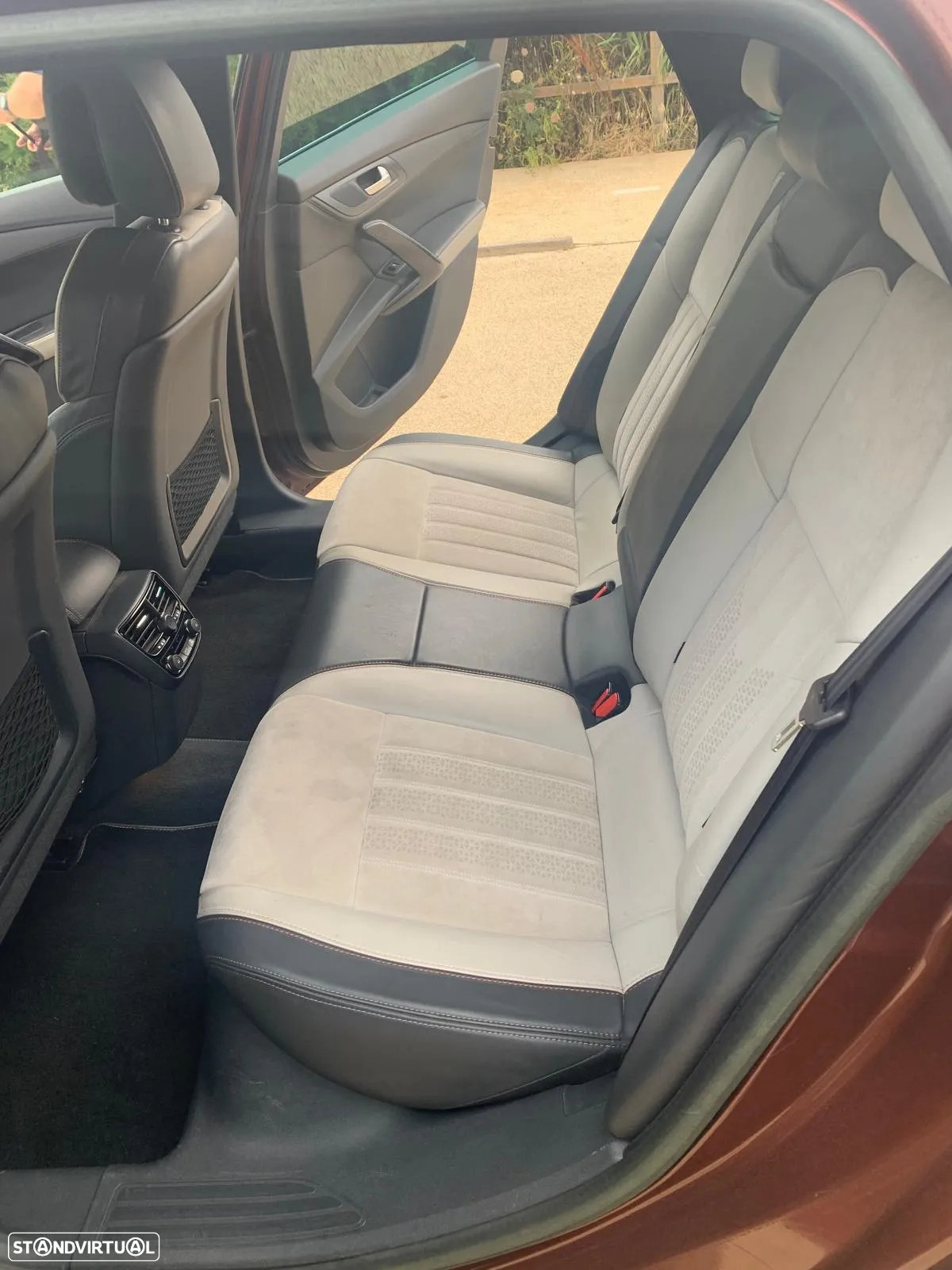 Peugeot 508 RXH 2.0 HDi Hybrid4 2-Tronic - 10