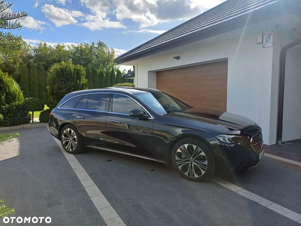 Mercedes-Benz Klasa E 300 de PHEV 4-Matic Avantgarde 9G-Tronic - 1