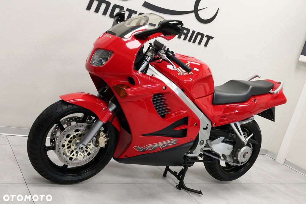 Honda VFR - 7