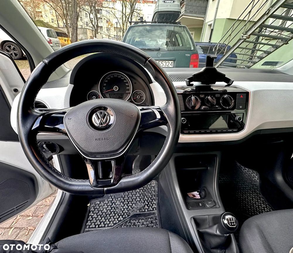 Volkswagen Up 2018 photo 4