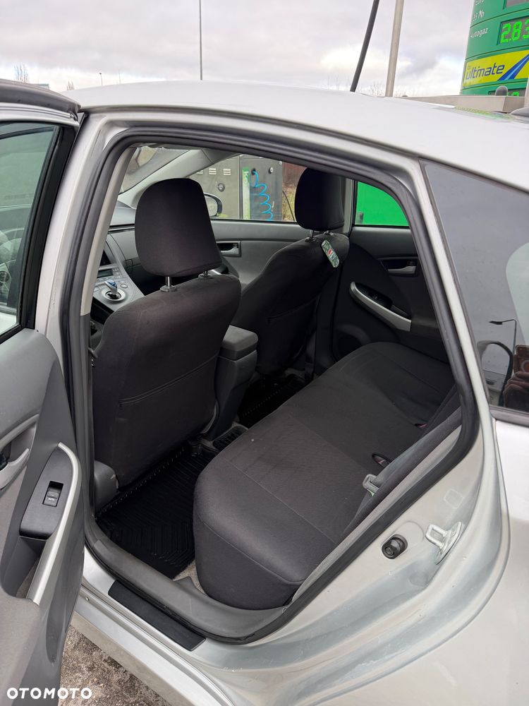 Toyota Prius - 7