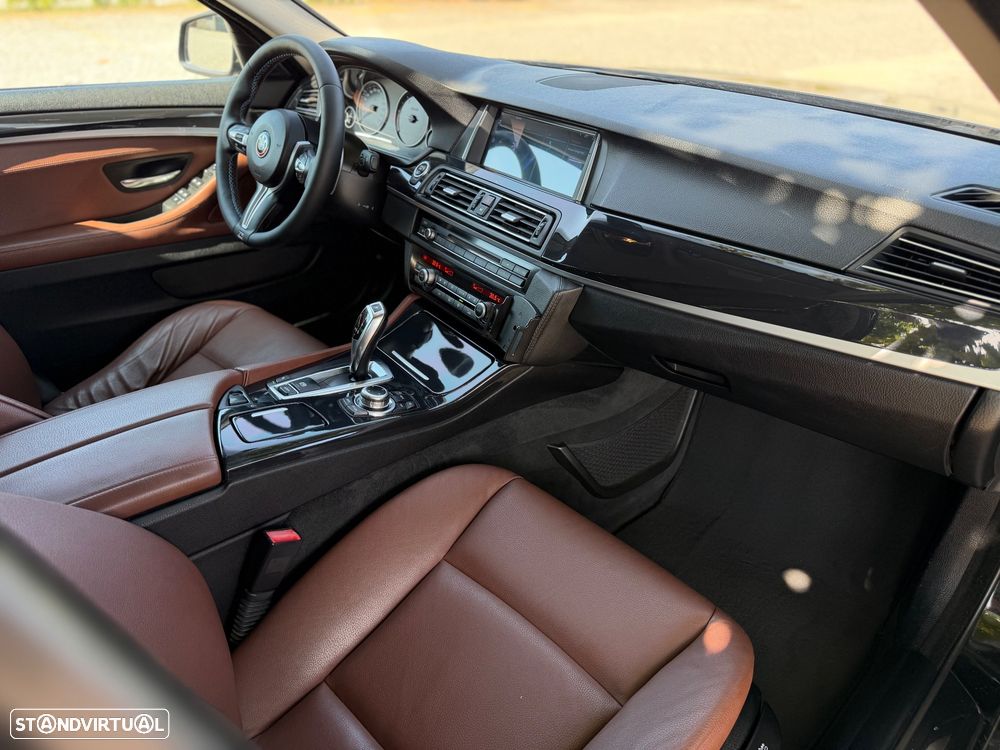 BMW 520 Gran Turismo d Aut. - 23