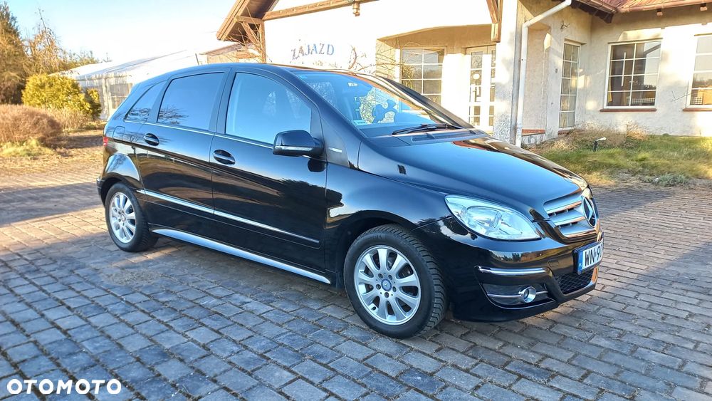 Mercedes-Benz Klasa B 180 BlueEFFICIENCY EU5 - 6