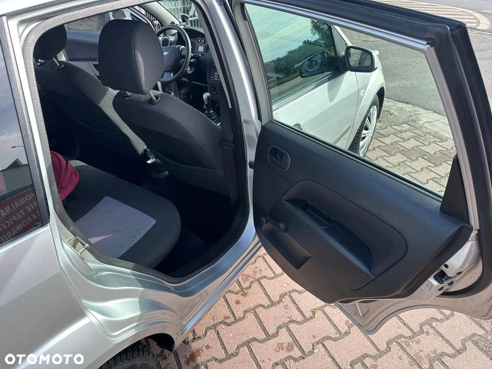 Ford Fiesta - 3