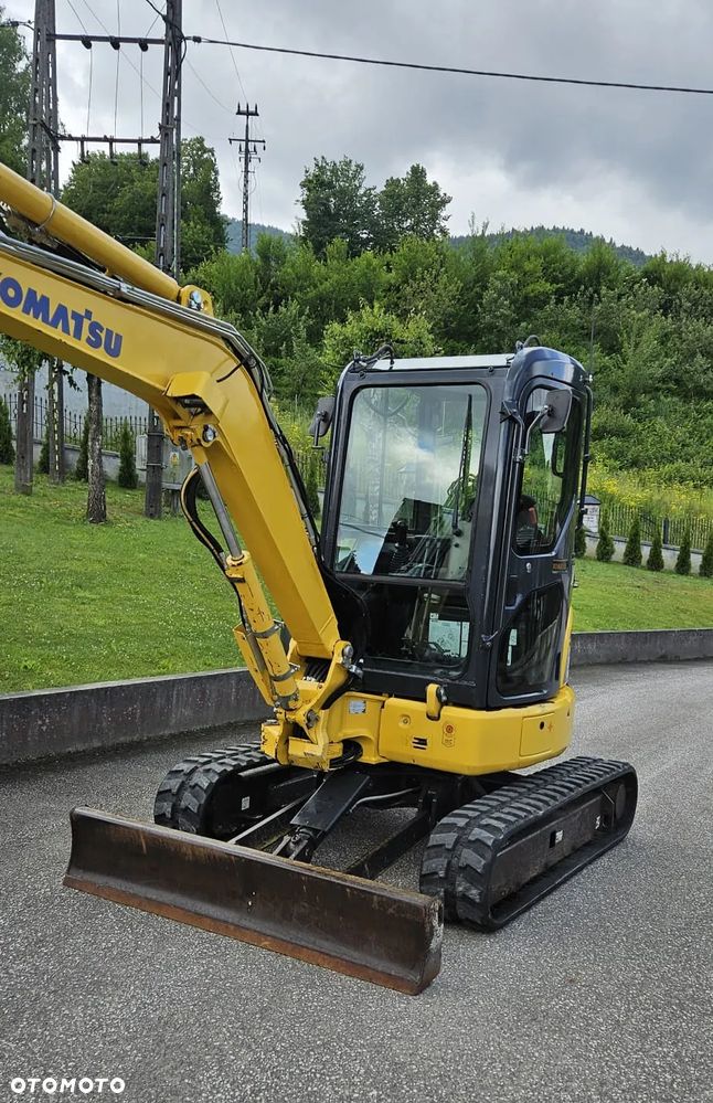 Komatsu PC 35 MR-3 - 10