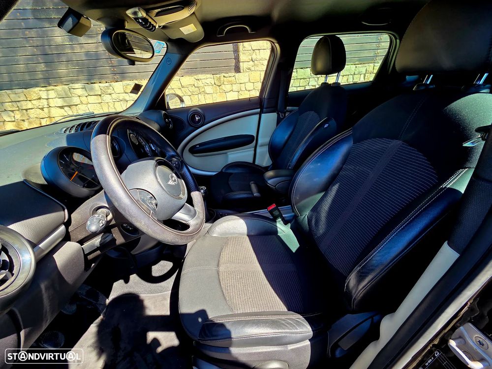 MINI Countryman Cooper D - 17