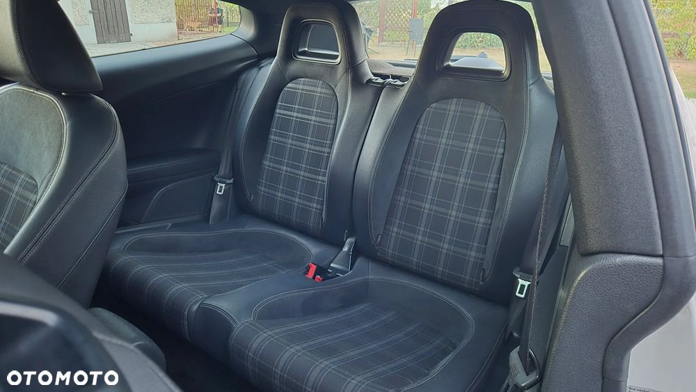 Volkswagen Scirocco 1.4 TSI DSG - 9