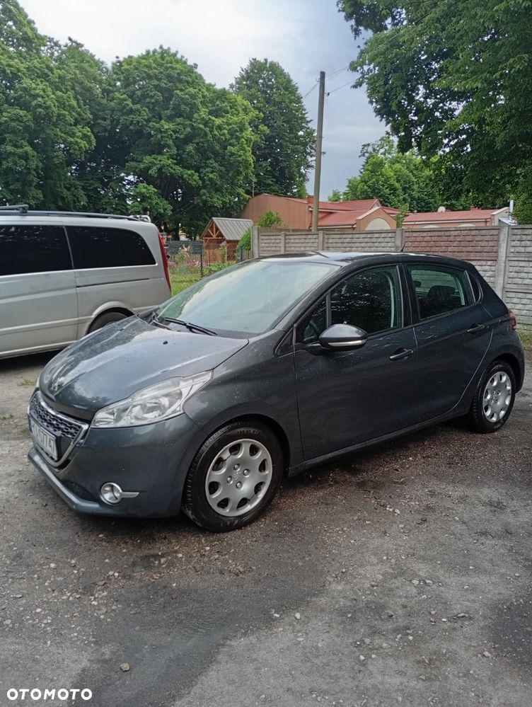 Peugeot 208 PureTech 82 Allure - 3