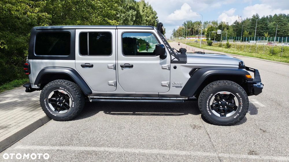 Jeep Wrangler - 15