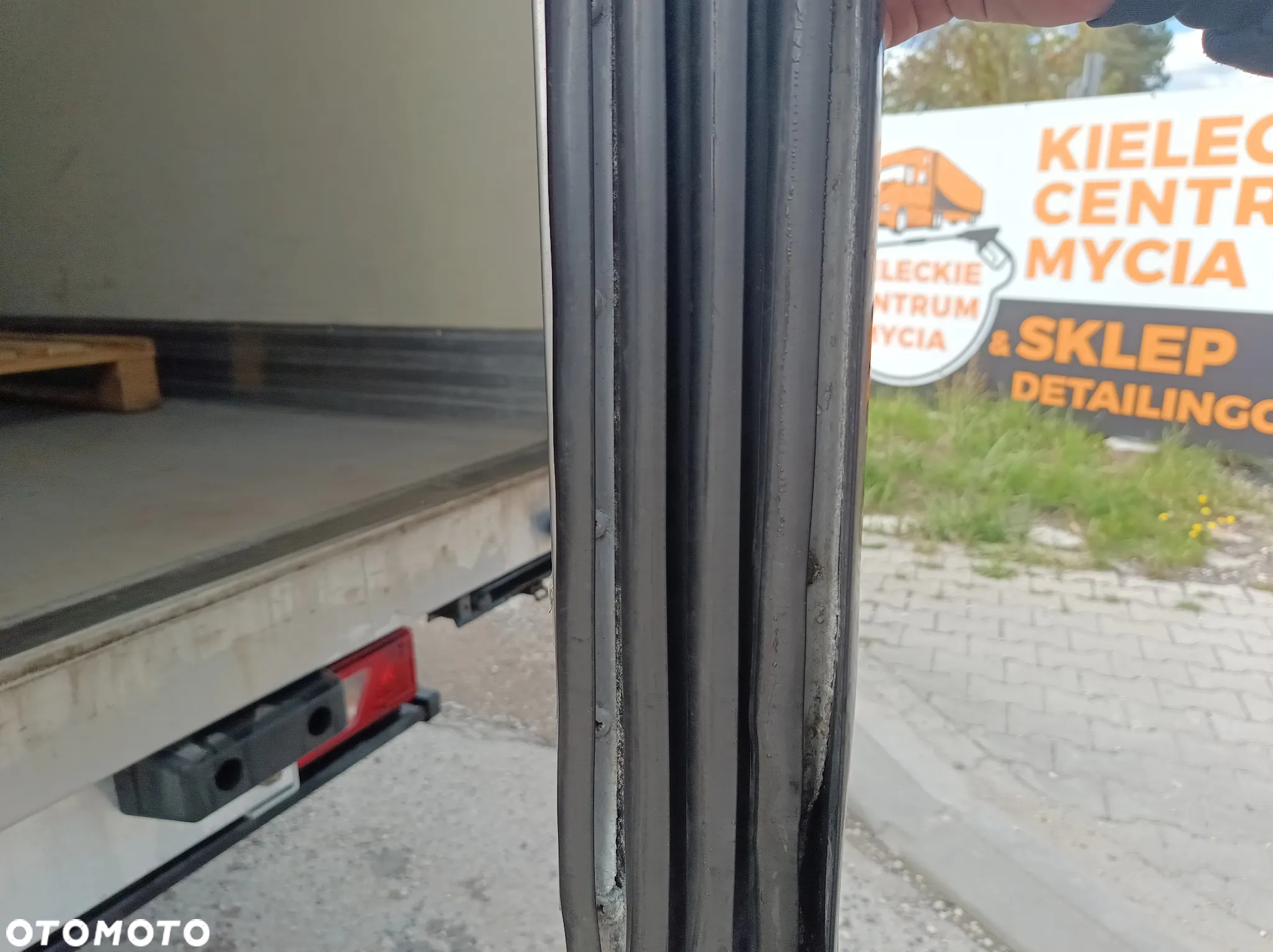 Ford TRANSIT 2.2 155KM Chłodnia mroznia do -20 - 9