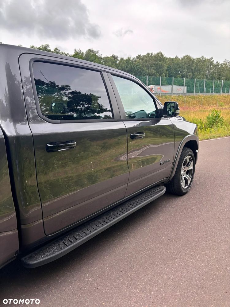 RAM 1500 5.7 Crew Cab Laramie - 14