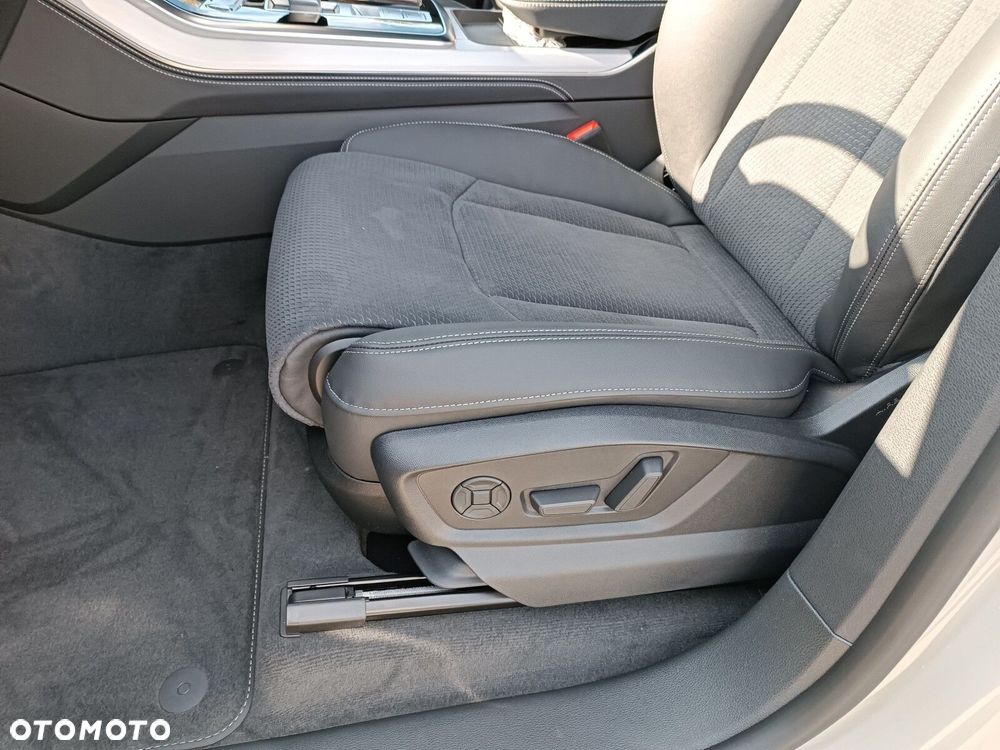 Audi Q8 - 16