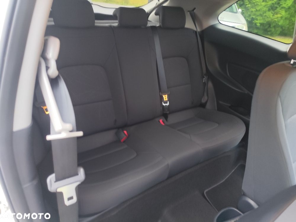 Kia Rio - 6