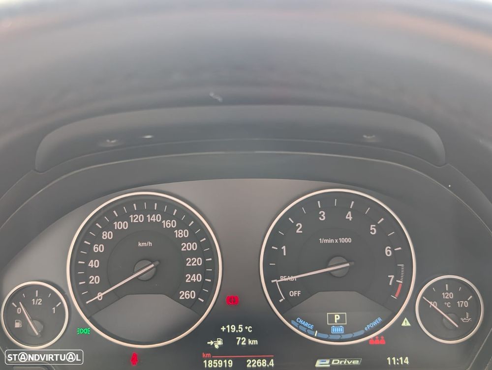 BMW 330 e iPerformance Line Luxury - 18