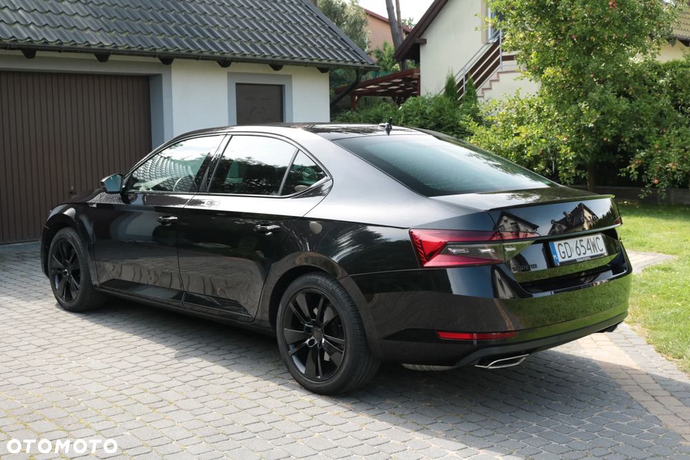 Skoda Superb 2.0 TSI 4x4 Sportline DSG - 5