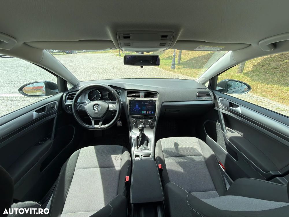 Volkswagen Golf 1.2 TSI BMT Comfortline - 18