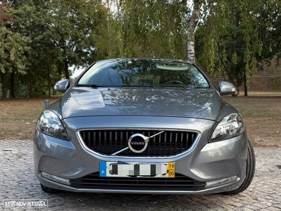 Volvo V40 - 1