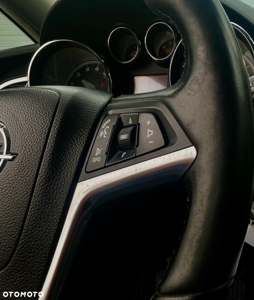 Opel Astra 1.4 Turbo Cosmo - 32