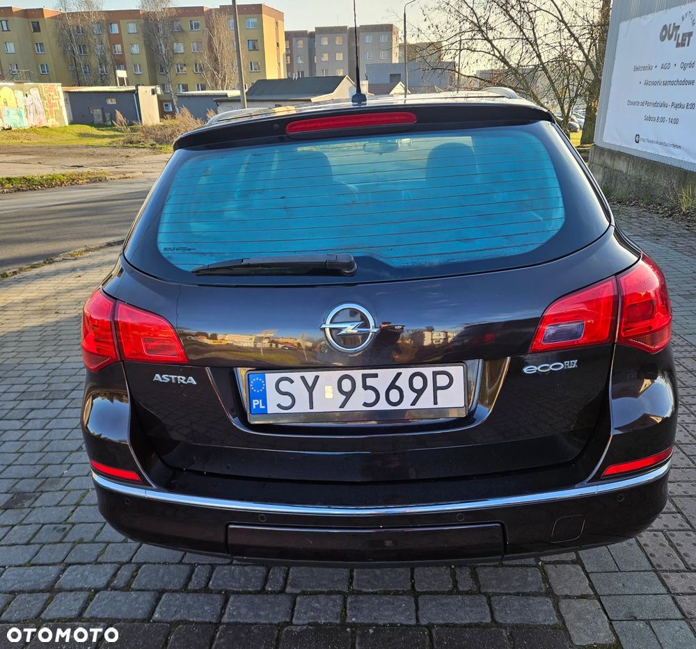 Opel Astra 1.7 CDTI Cosmo - 8
