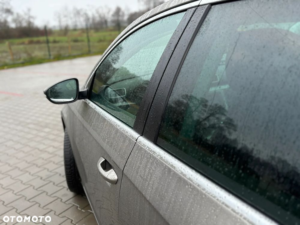 Volkswagen Passat - 5