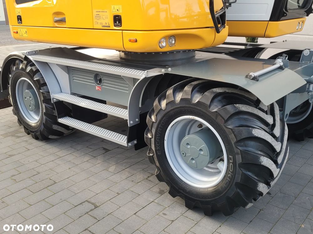 Liebherr A918 compact / ROTOTILT ze szczypcami / 7800h / bez AdBlue i DPF / - 16