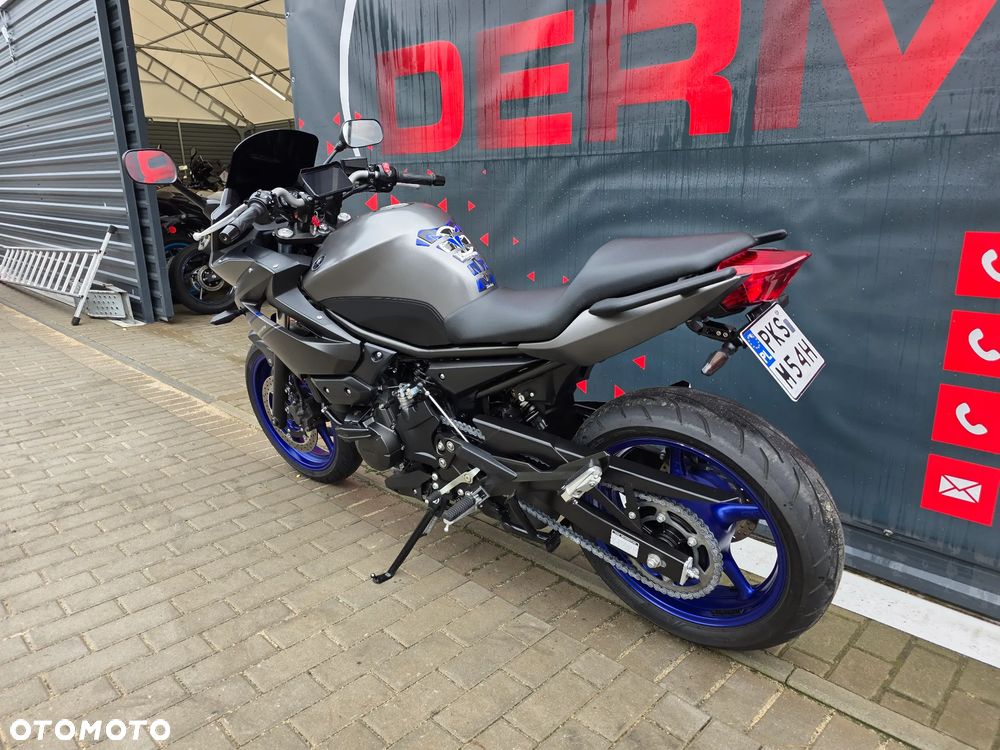 Yamaha XJ - 6