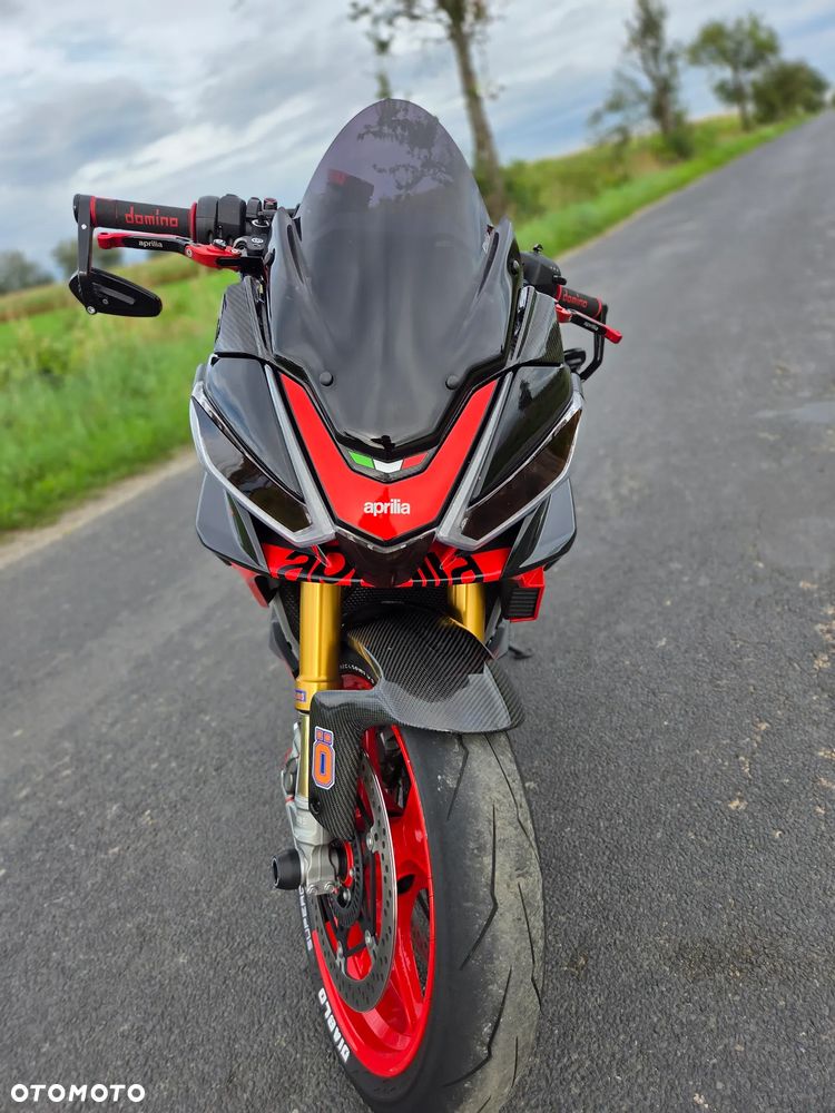 Aprilia Tuono - 10