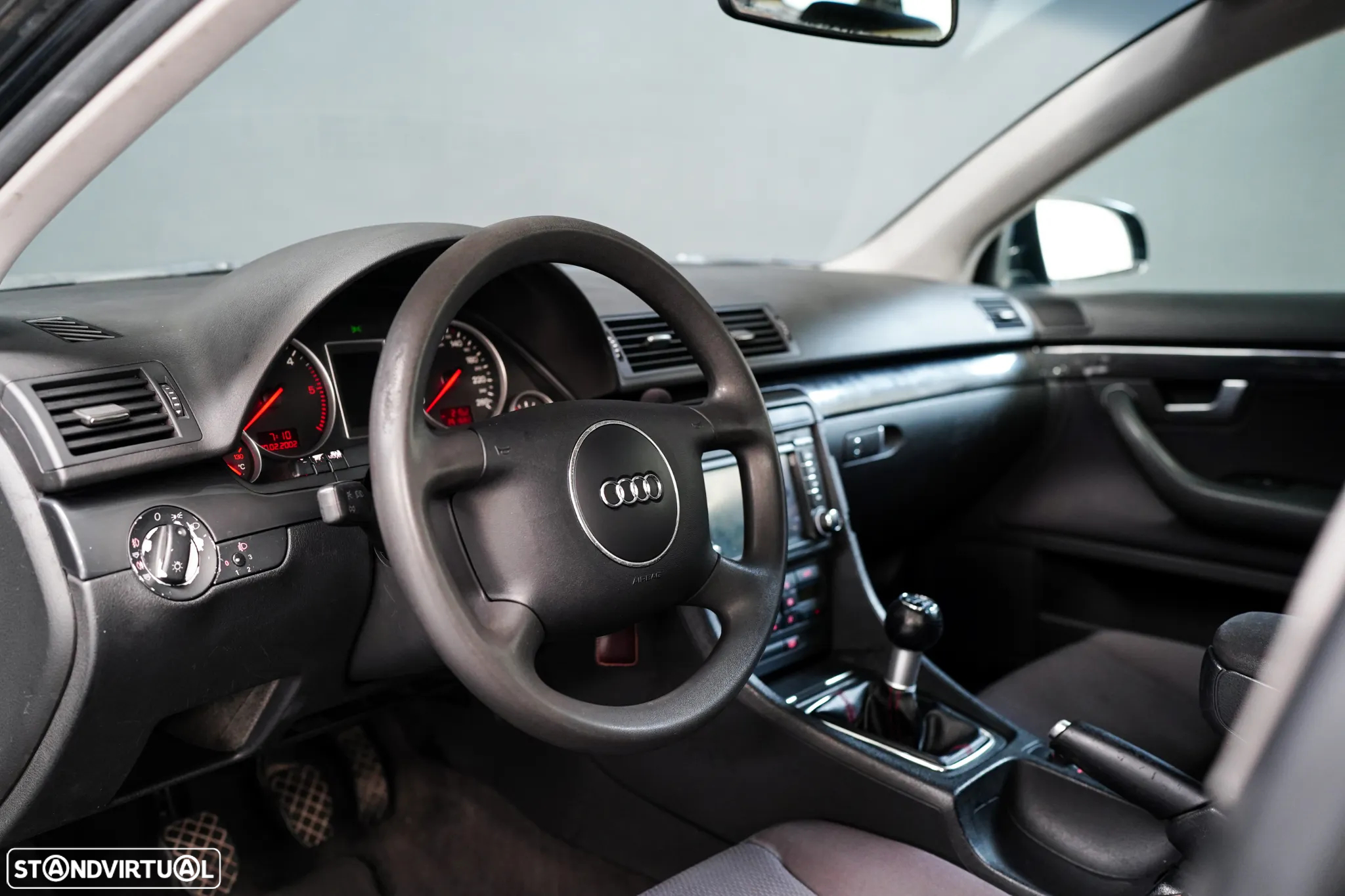 Audi A4 Avant 1.9 TDI m6 Exclusive - 6