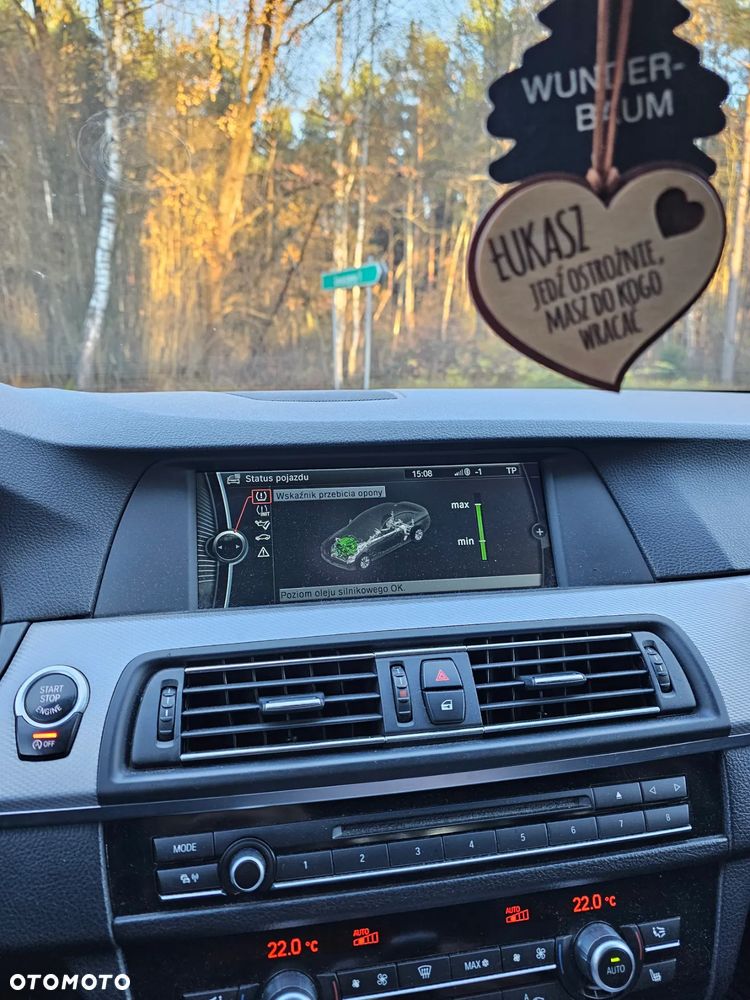 BMW Seria 5 530d xDrive - 28