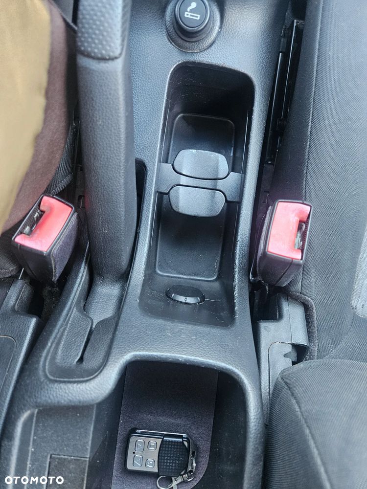Chevrolet Cruze - 33