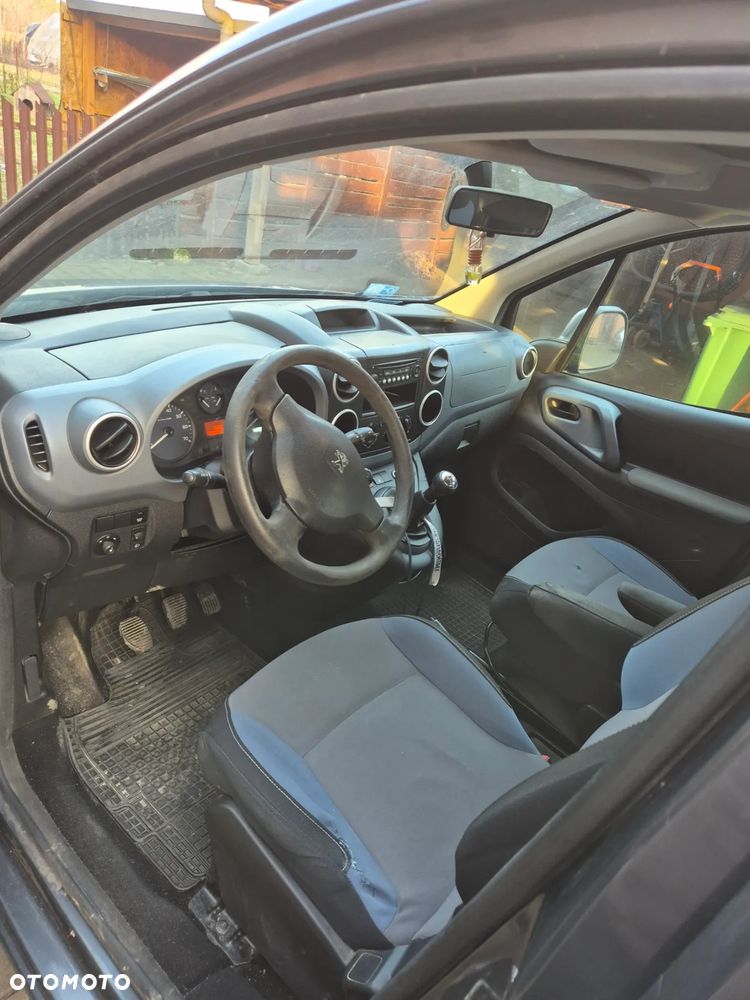 Peugeot Partner - 13