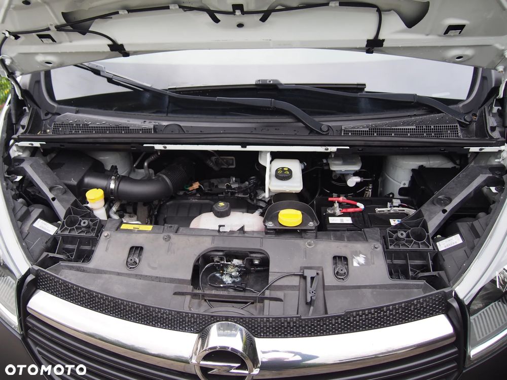 Opel vivaro - 18