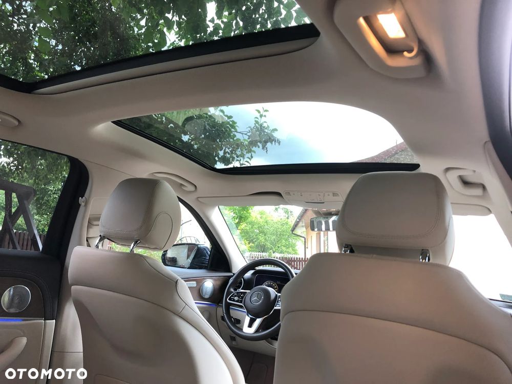 Mercedes-Benz Klasa E 220 d 4-Matic 9G-TRONIC - 6