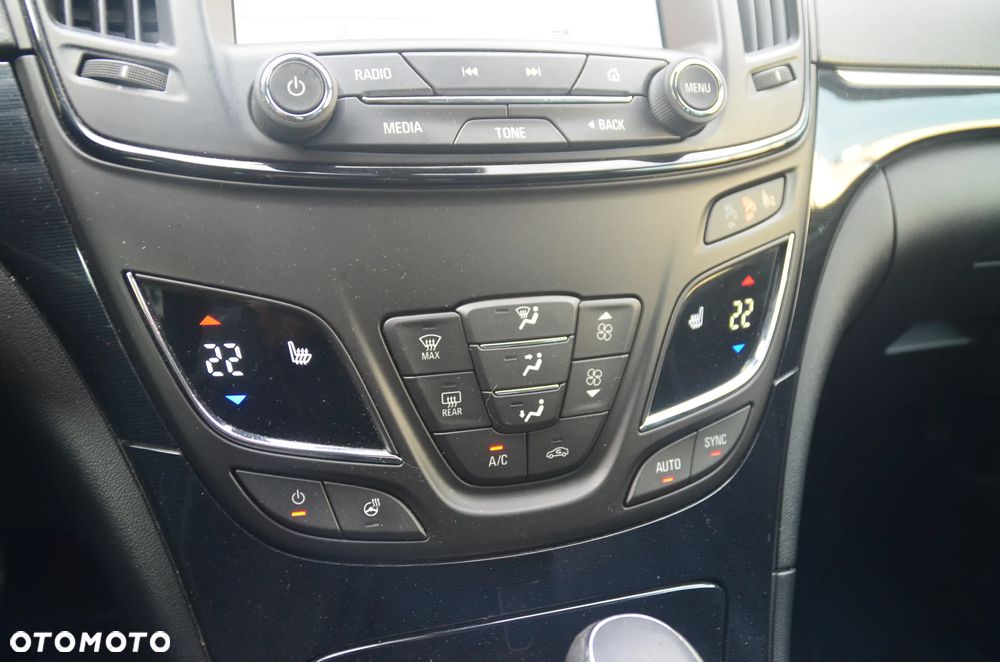 Opel Insignia 1.6 T Cosmo - 18