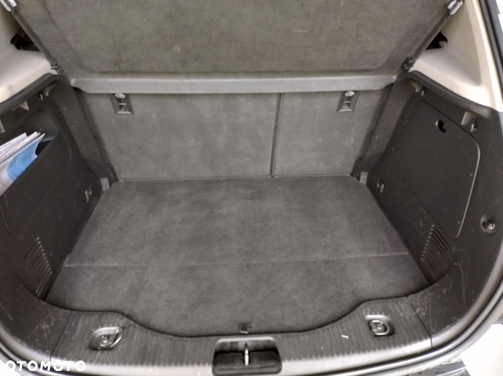 Chevrolet Trax 1.6 LT - 18