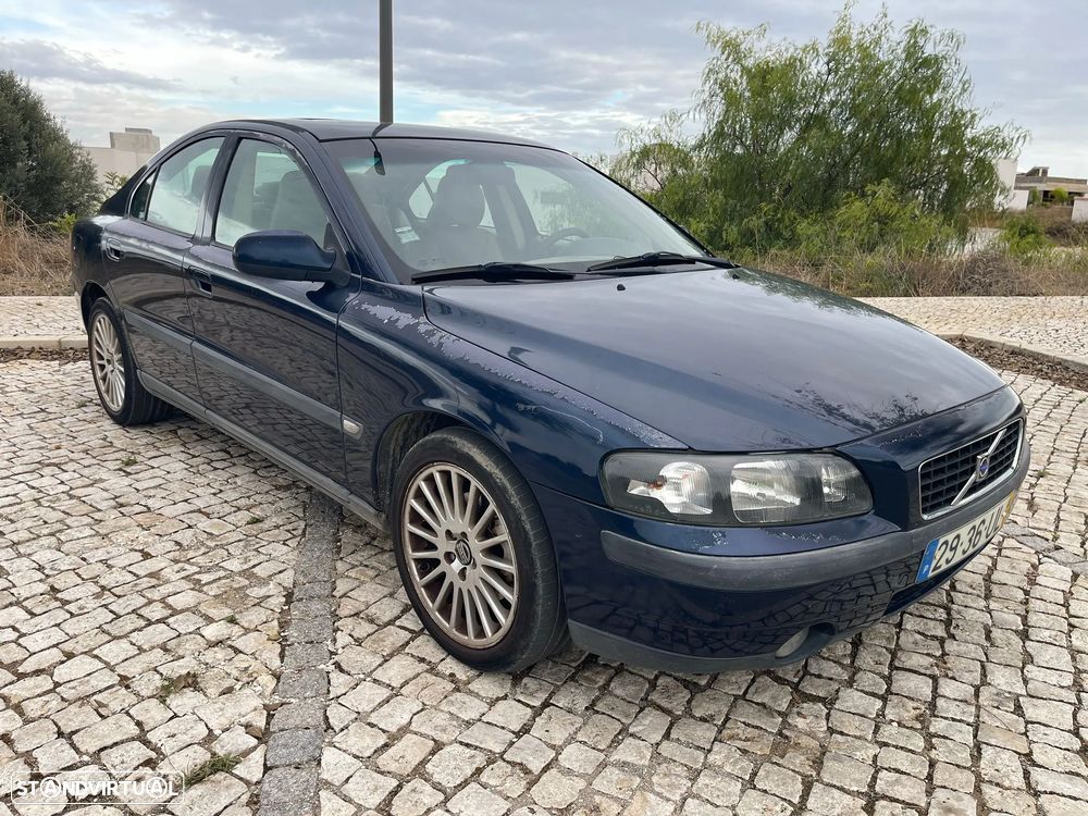 Volvo S60 2.4 D5 - 1